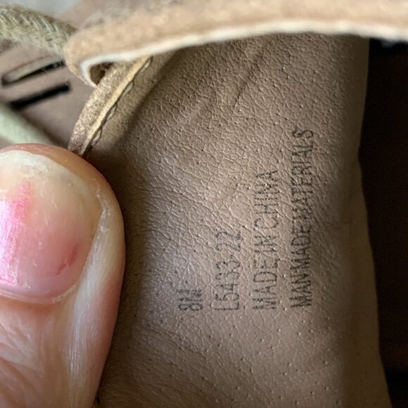 Vince Camuto nubuck heeled sandals - Picture 5 of 7